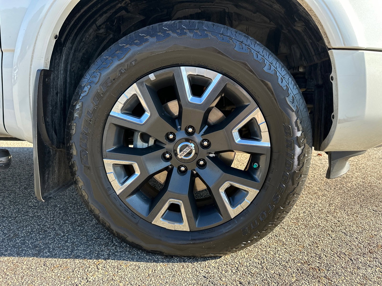 Certified 2021 Nissan Titan Platinum Reserve w/ Moonroof Package image 12