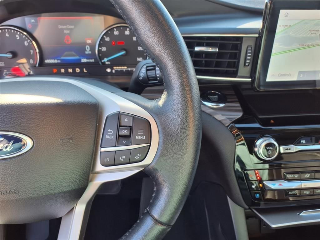 Used 2022 Ford Explorer Limited w/ Equipment Group 301A image 12