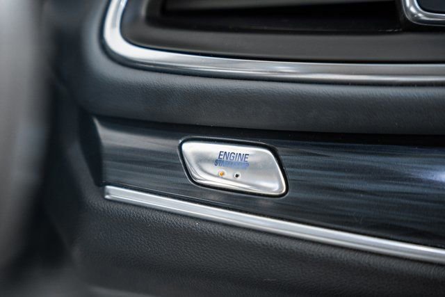 Used 2020 Buick Enclave Essence image 28