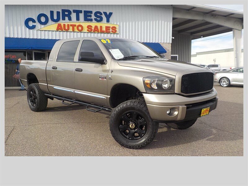 Used 2007 Dodge Ram 2500 Truck Laramie w/ Protection Group AWD/4WD image 13