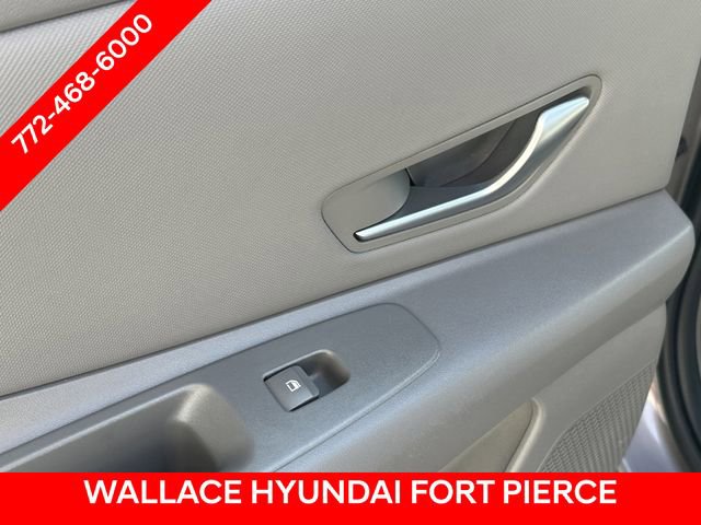 Used 2023 Hyundai Elantra SEL w/ Convenience Package image 12