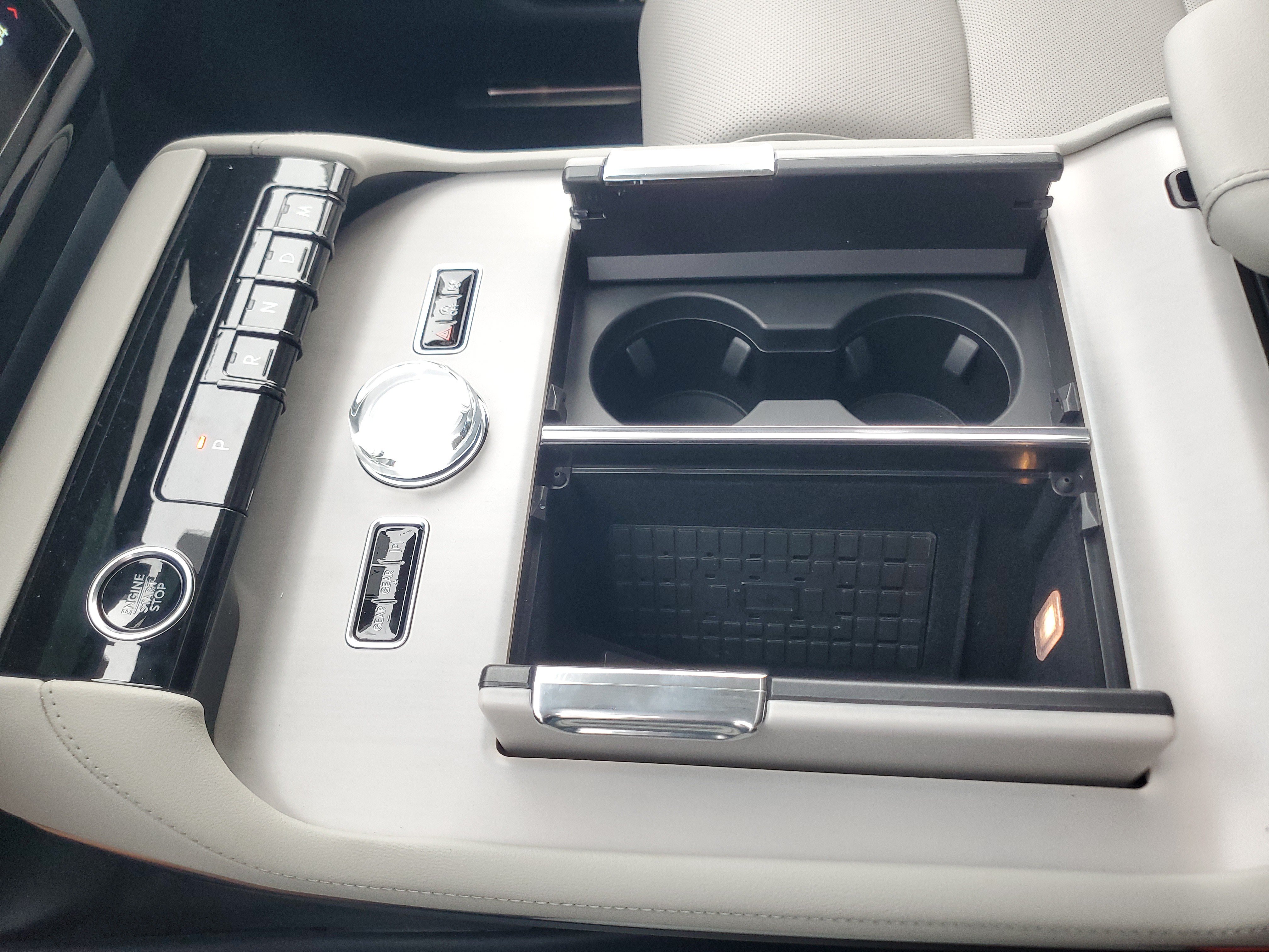 New 2026 Lincoln Navigator Reserve AWD/4WD image 26