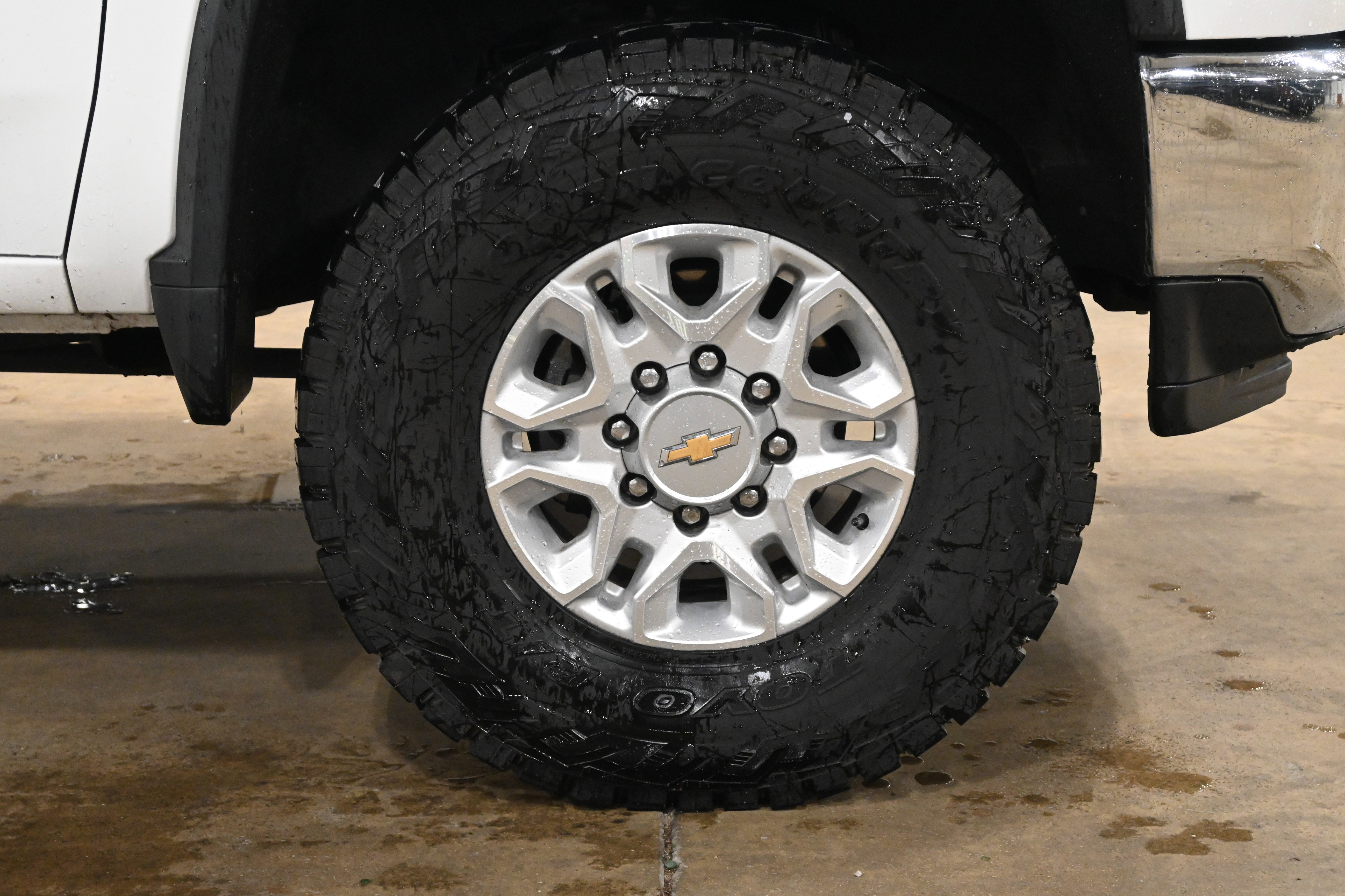 Used 2022 Chevrolet Silverado 3500 LT w/ Remote Start Package AWD/4WD image 12