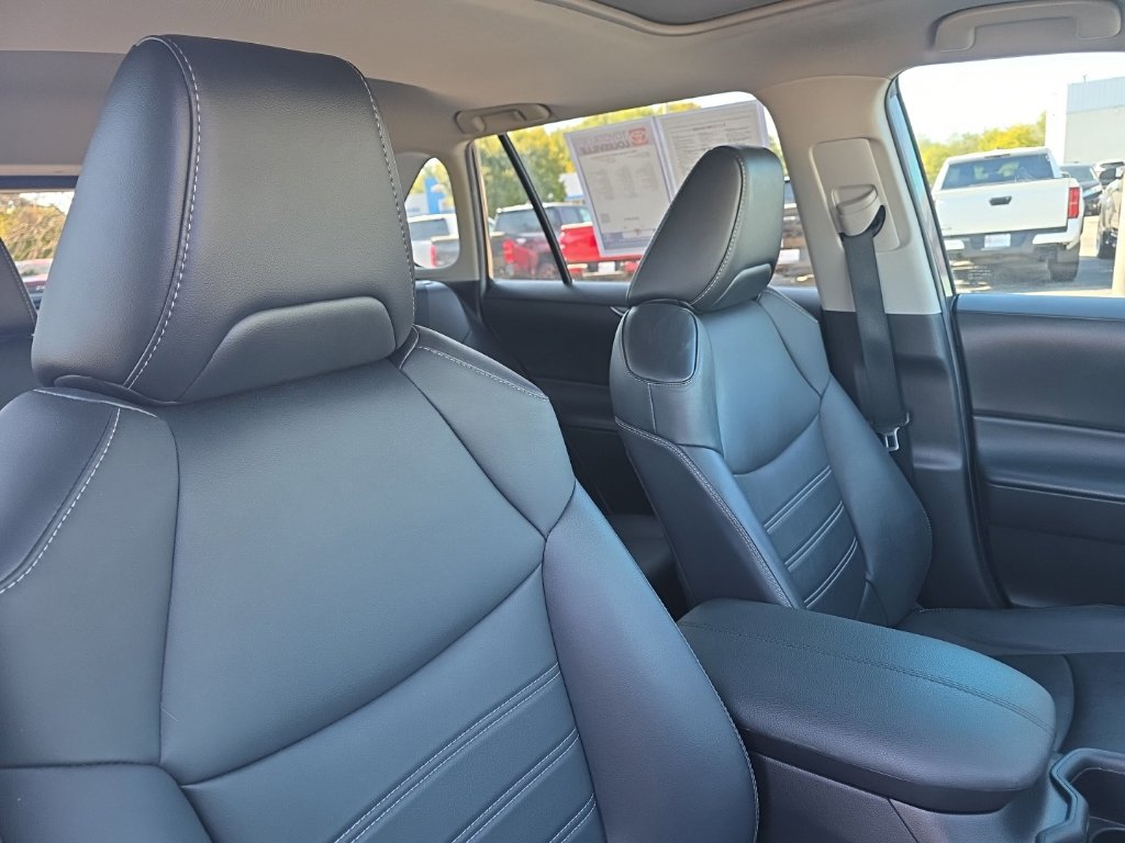 Certified 2022 Toyota RAV4 XLE Premium FWD image 11