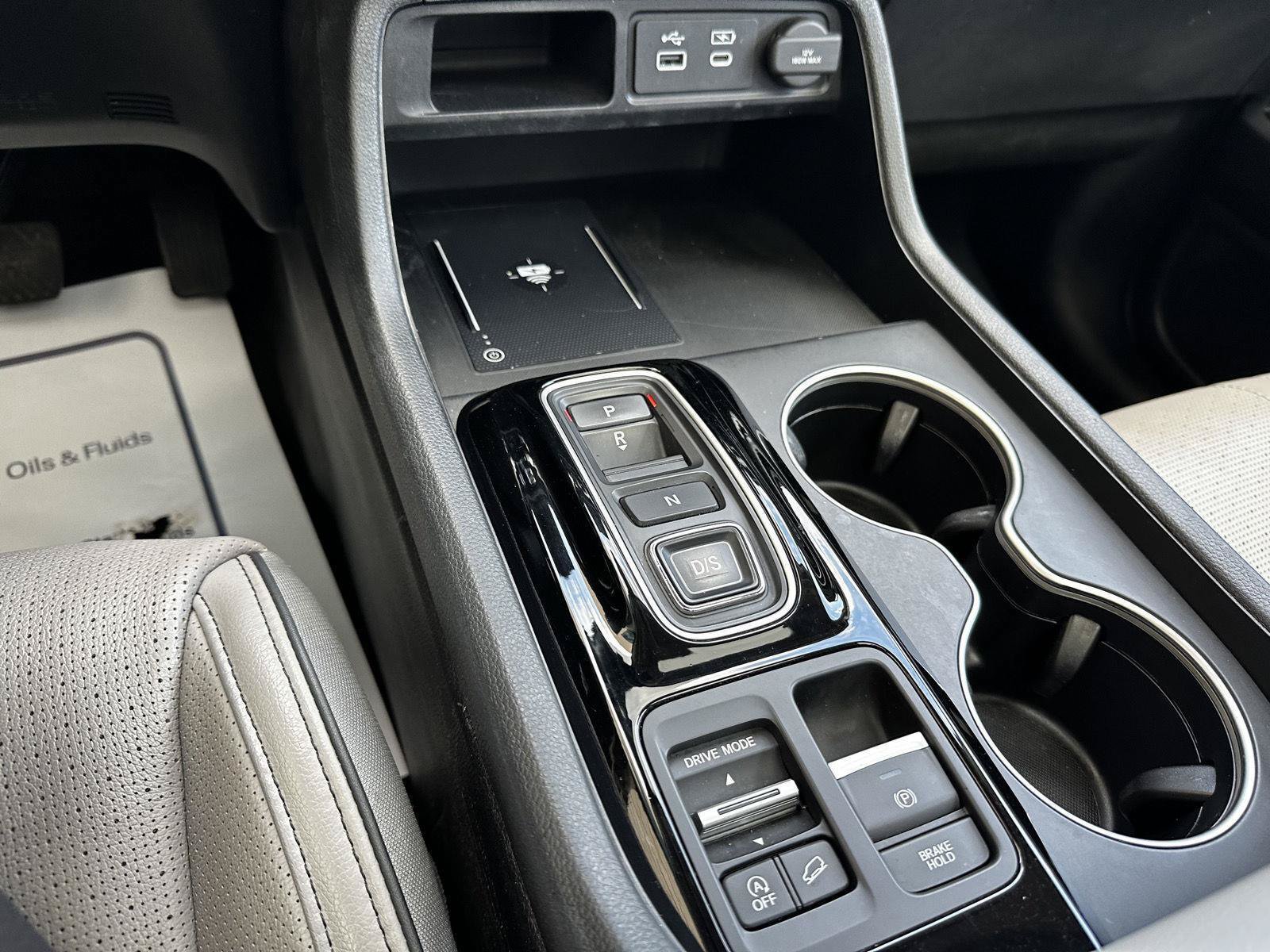 Used 2024 Honda Pilot Elite image 18
