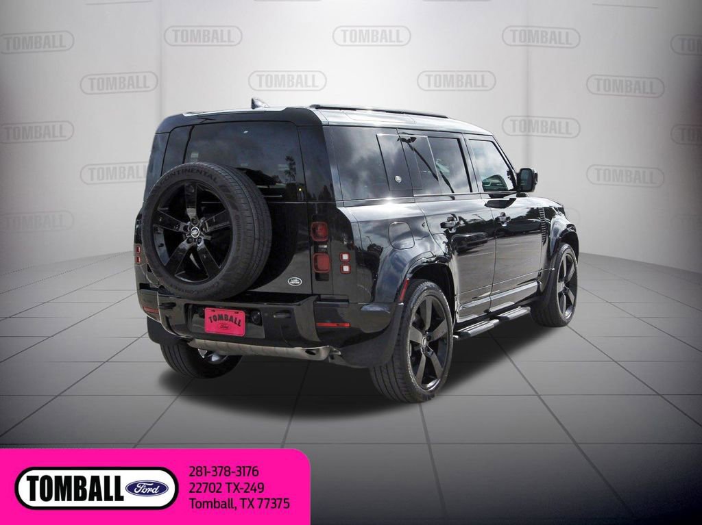 Used 2023 Land Rover Defender 110 X-Dynamic SE image 7