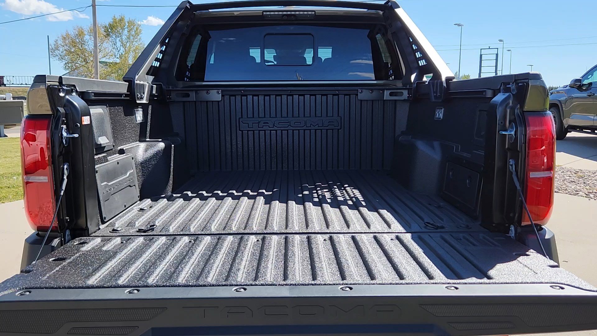 New 2025 Toyota Tacoma Trailhunter image 19