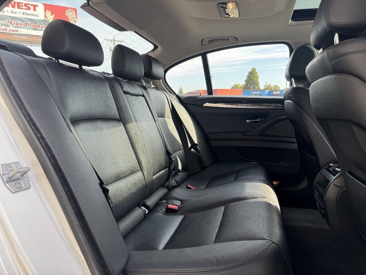 Used 2015 BMW 528i Sedan RWD image 20