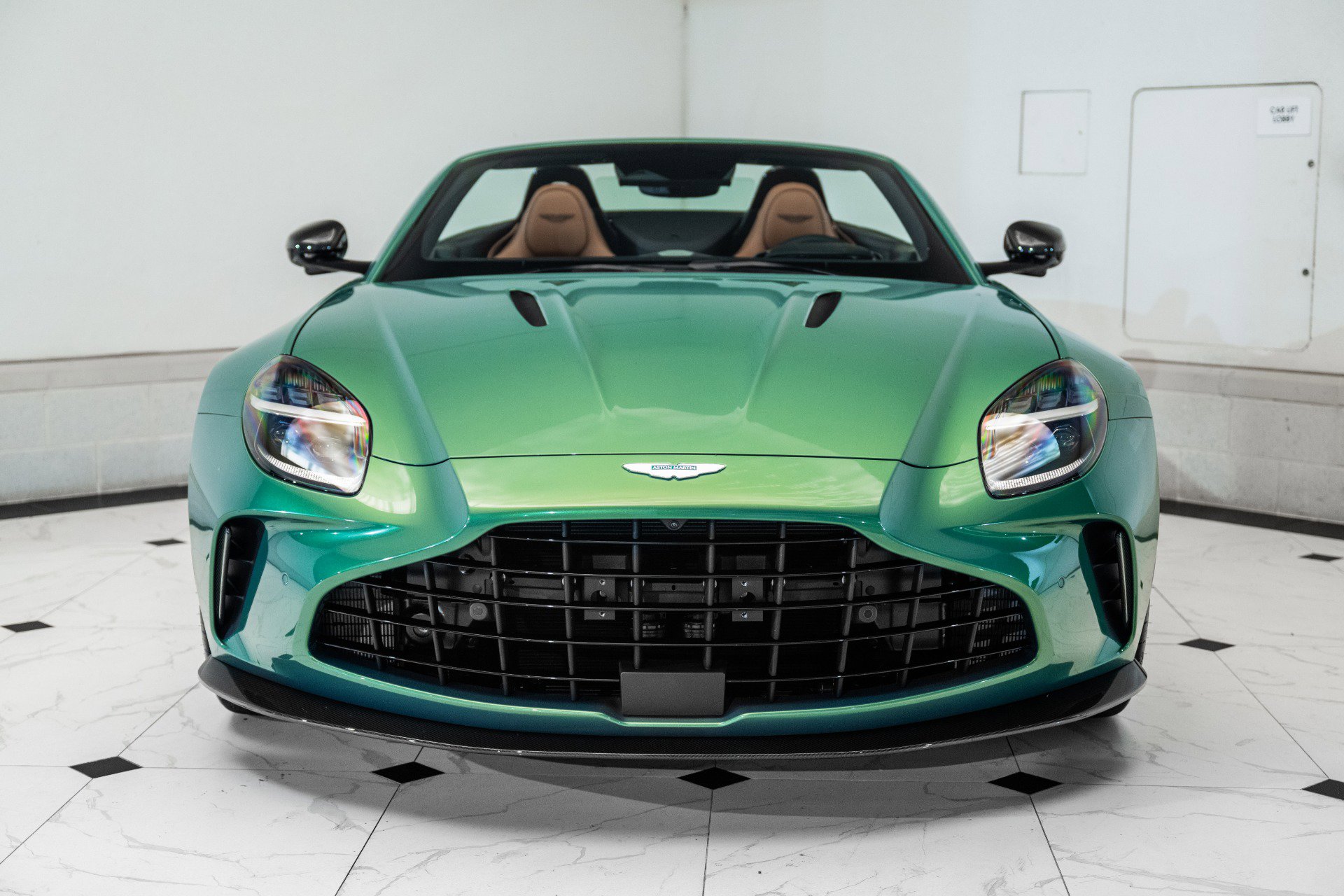 New 2026 Aston Martin V8 Vantage Roadster image 7