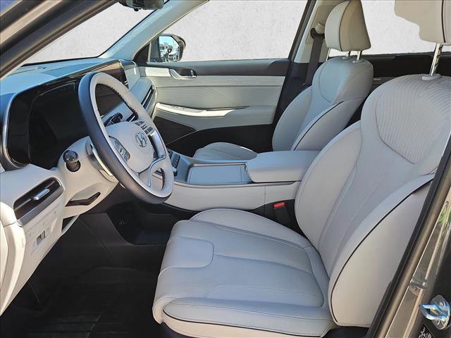 Used 2025 Hyundai Palisade Calligraphy AWD/4WD image 17