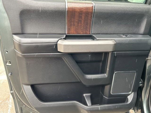 Used 2015 Ford F150 Platinum w/ Equipment Group 701A Luxury image 33