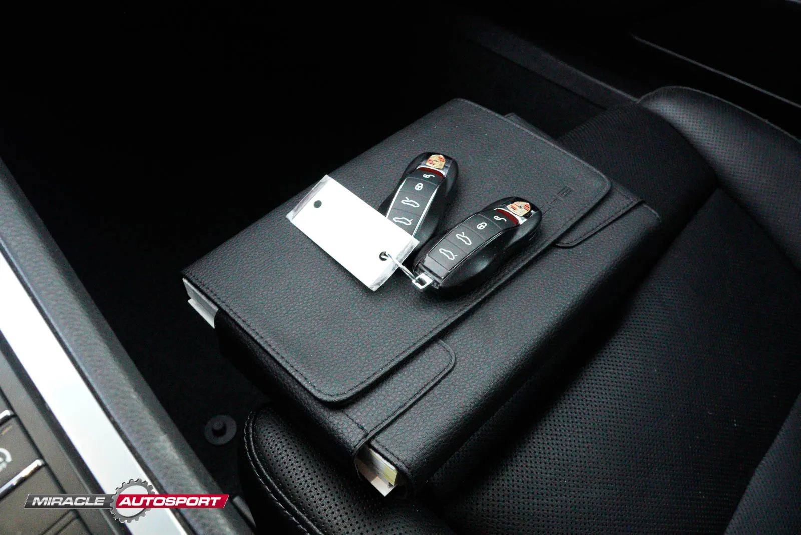 Used 2018 Porsche 718 Cayman image 40