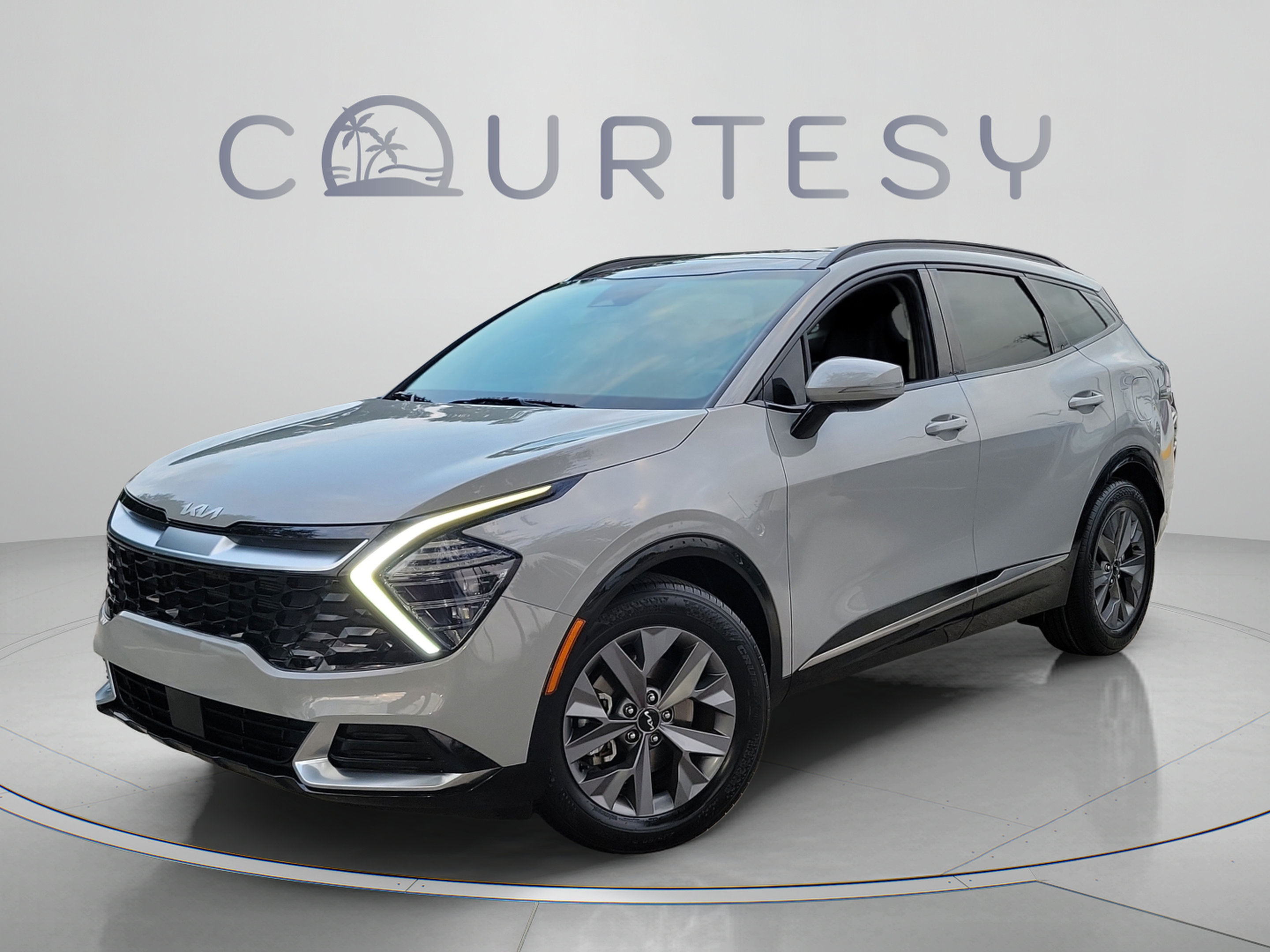Certified 2025 Kia Sportage SX FWD image 1