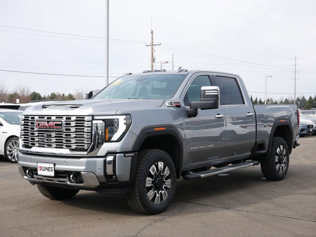 New 2026 GMC Sierra 3500 Denali w/ Denali Reserve Package AWD/4WD image 4