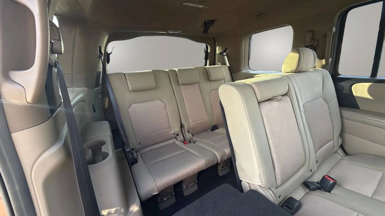 Used 2010 Honda Pilot EX image 12