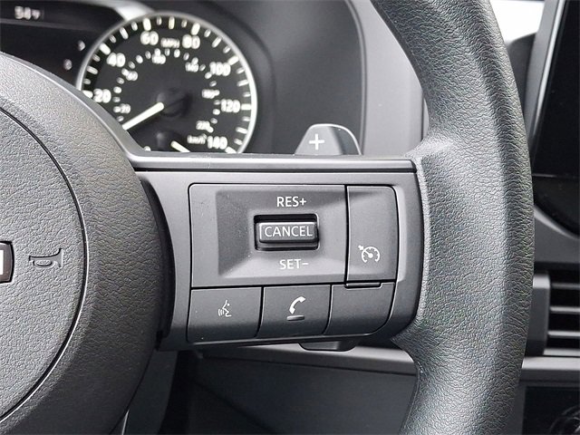 Used 2025 Nissan Pathfinder S image 18