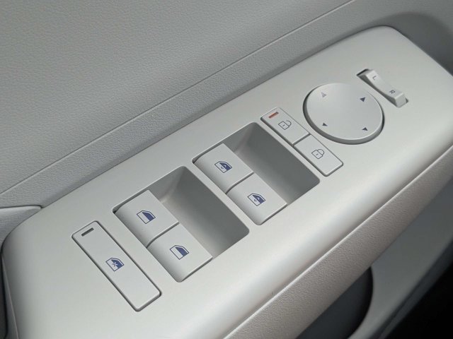 Used 2024 Hyundai Kona SEL w/ Convenience Package FWD image 26