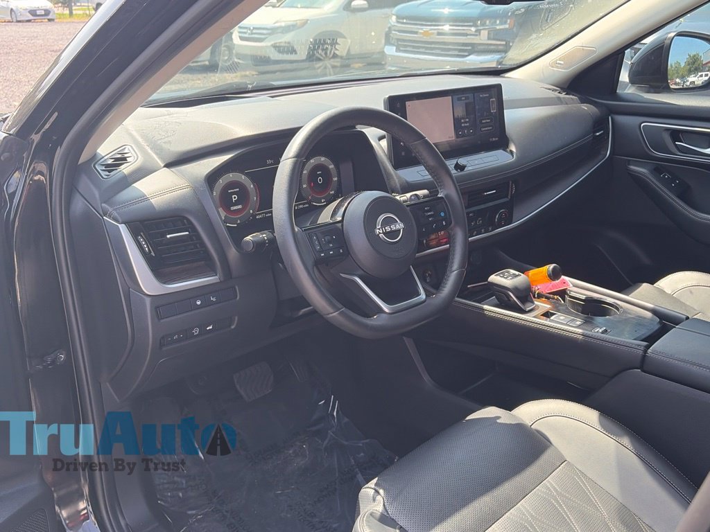 Used 2024 Nissan Rogue Platinum w/ Platinum Premium Package FWD image 43