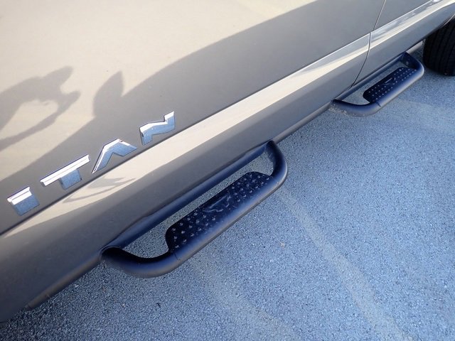 Used 2024 Nissan Titan SV image 13