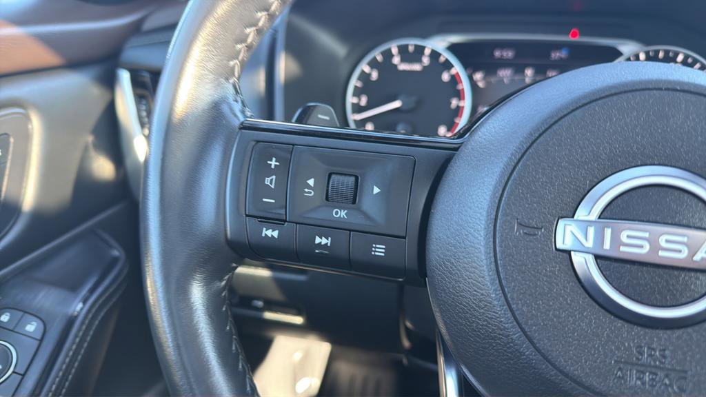 Used 2023 Nissan Rogue SL w/ SL Premium Package image 20