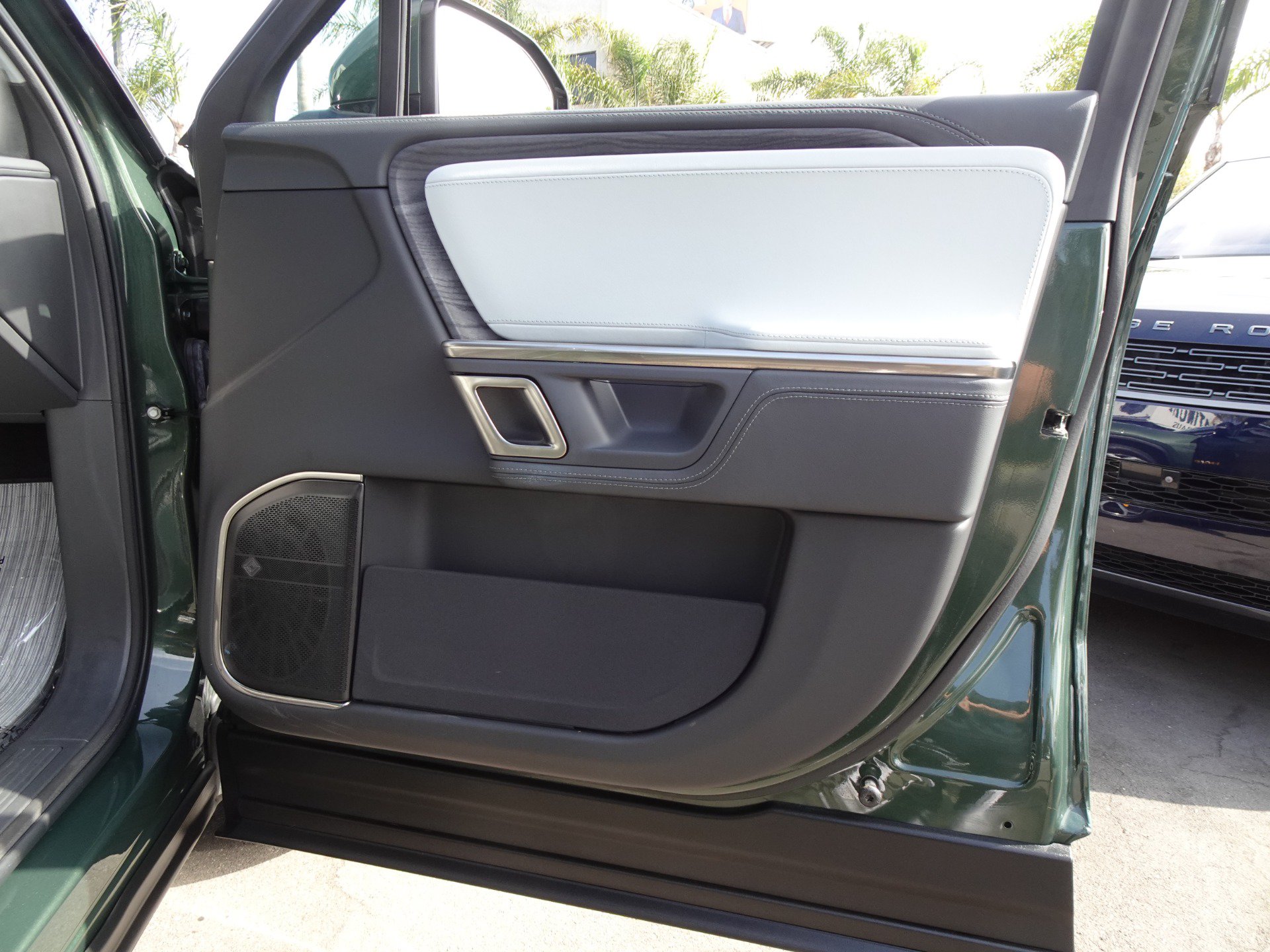 Used 2024 Rivian R1S Adventure Quad AWD/4WD image 21