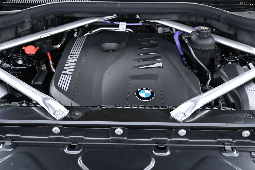Used 2024 BMW X5 xDrive40i w/ Premium Package AWD/4WD image 49