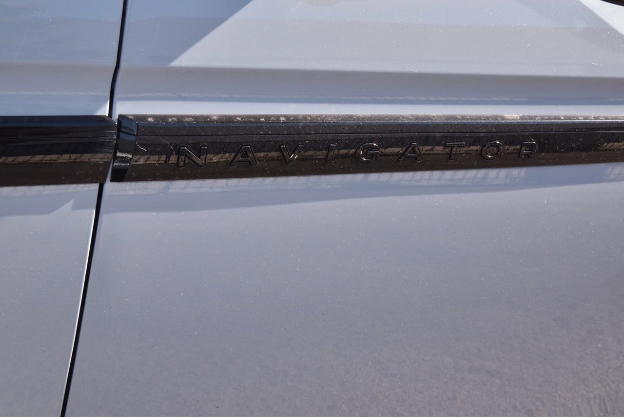 New 2025 Lincoln Navigator Reserve w/ Jet Appearance Package image 53