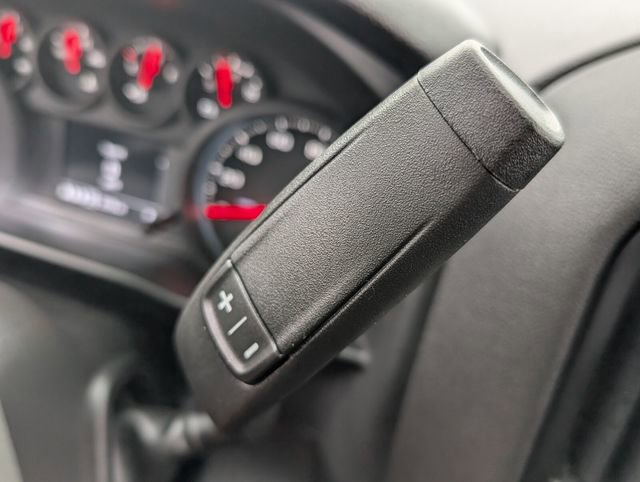 Used 2025 Chevrolet Silverado 1500 Custom Trail Boss w/ LPO, Dark Essentials Package image 32