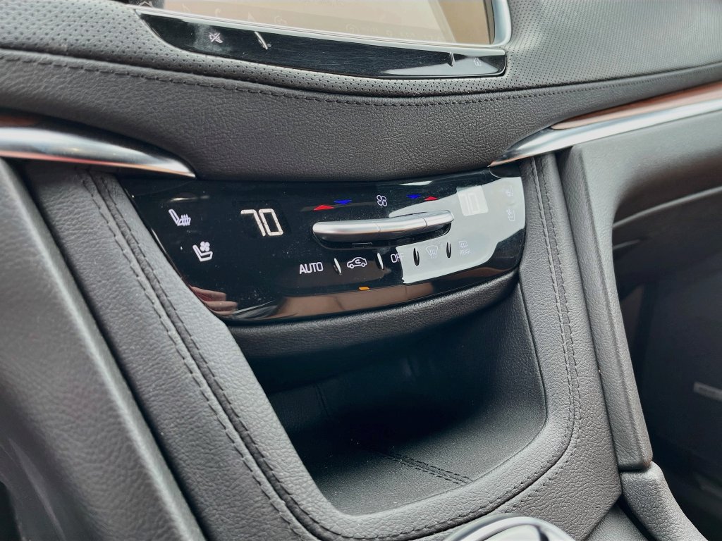 Used 2026 Cadillac XT5 Premium Luxury w/ Driver Assist Package AWD/4WD image 16