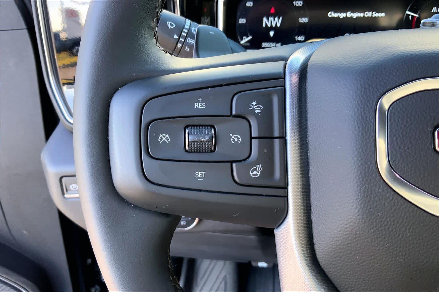 Used 2023 GMC Sierra 1500 SLT w/ SLT Premium Plus Package AWD/4WD image 21