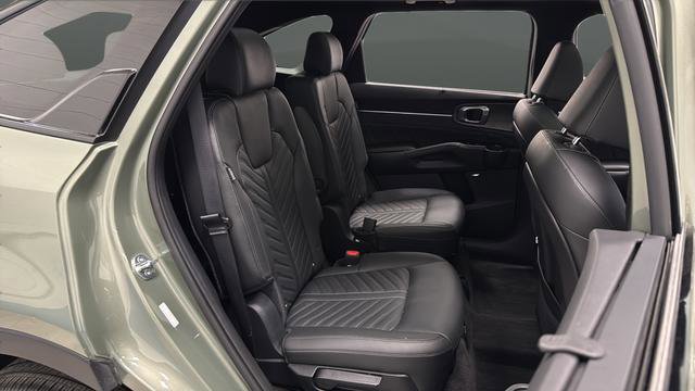 Used 2024 Kia Sorento SX Prestige AWD/4WD image 25