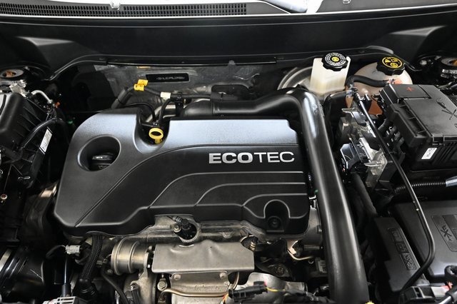 Used 2022 GMC Terrain Denali w/ LPO, Floor Liner Package image 32