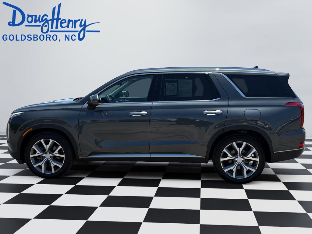 Used 2022 Hyundai Palisade SEL w/ 8P Bench Seat Package FWD image 2