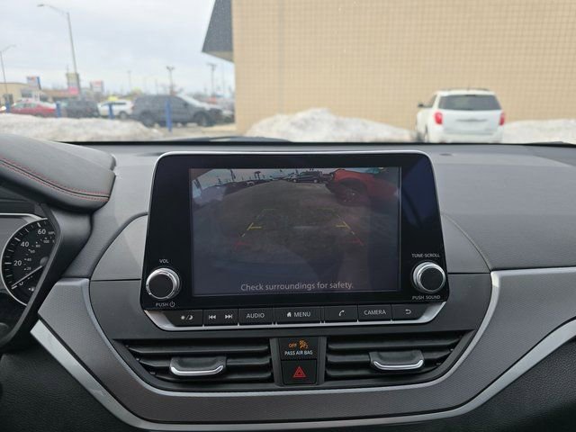 Used 2024 Nissan Altima 2.5 SR image 17