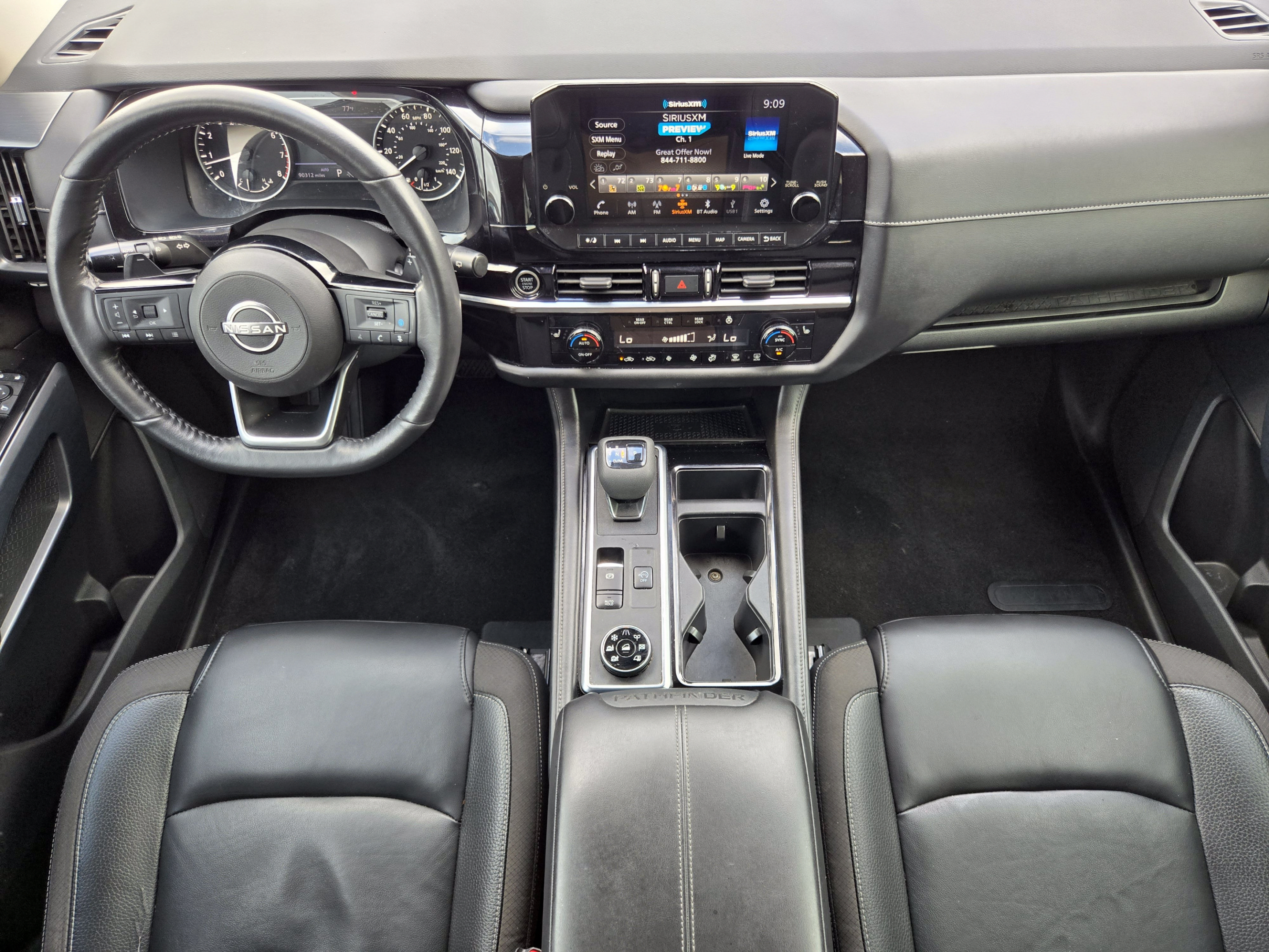 Used 2023 Nissan Pathfinder SL AWD/4WD image 22