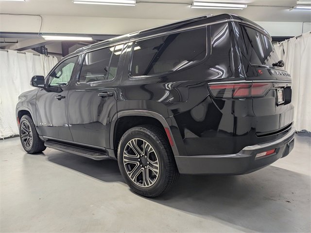 Used 2022 Jeep Wagoneer Series III w/ Flexible Seating Group image 4