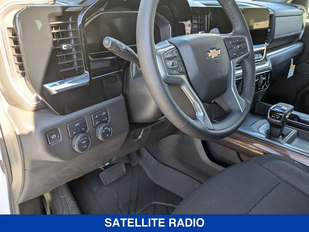 New 2025 Chevrolet Silverado 1500 LT w/ Safety Package AWD/4WD image 15