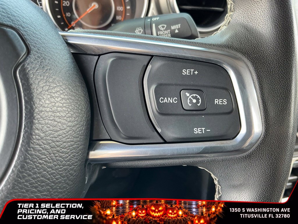 Used 2023 Jeep Wrangler Unlimited Sahara w/ Cold Weather Group AWD/4WD image 34