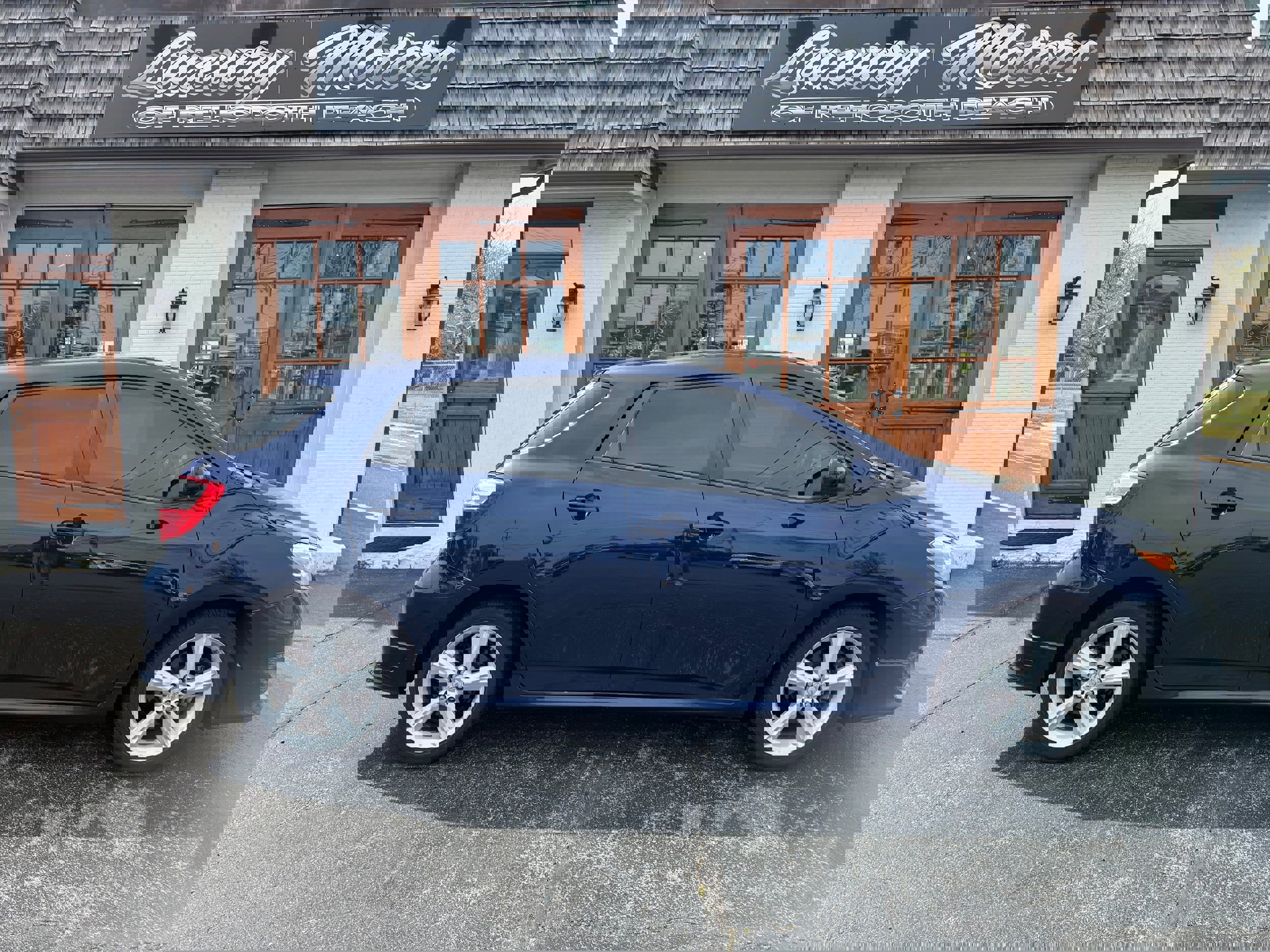 Used 2009 Toyota Matrix XRS image 1