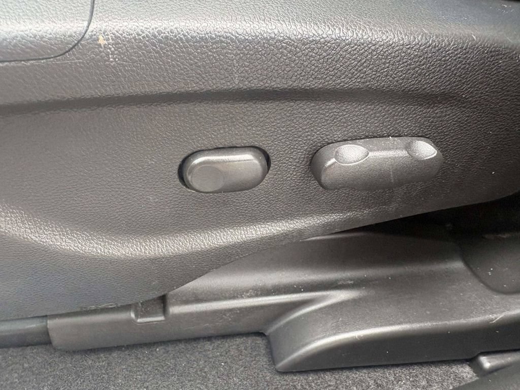 Used 2017 Buick Encore Preferred FWD image 24