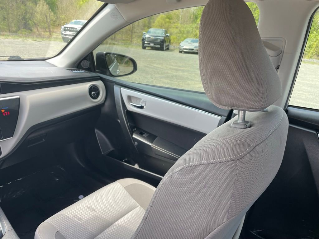 Used 2019 Toyota Corolla LE w/ Body Protection Package FWD image 17