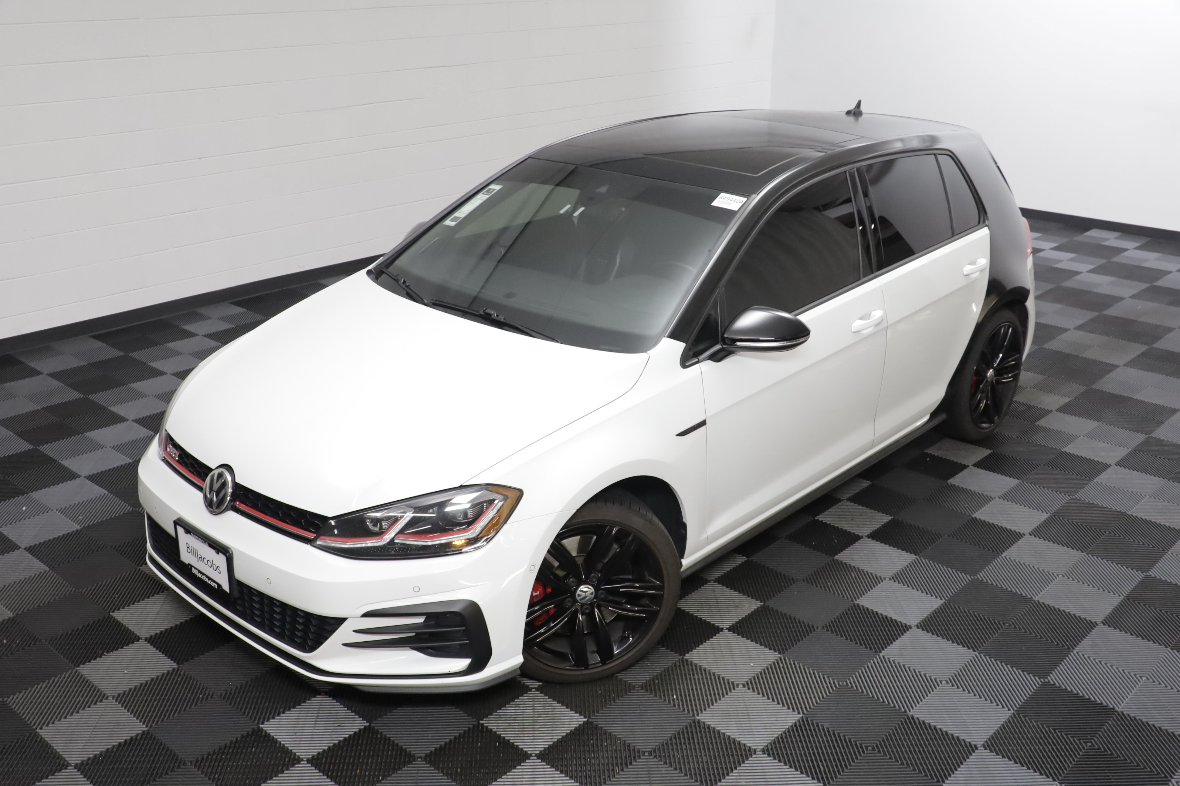 Used 2020 Volkswagen GTI Autobahn FWD image 2