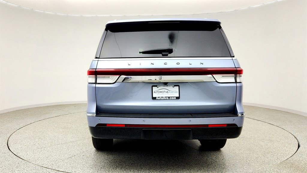 Used 2024 Lincoln Navigator Black Label AWD/4WD image 6