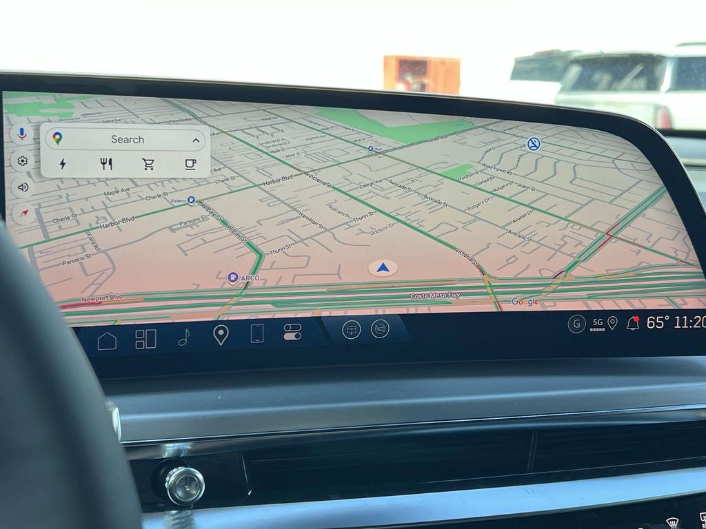 New 2025 Cadillac Lyriq Sport image 19