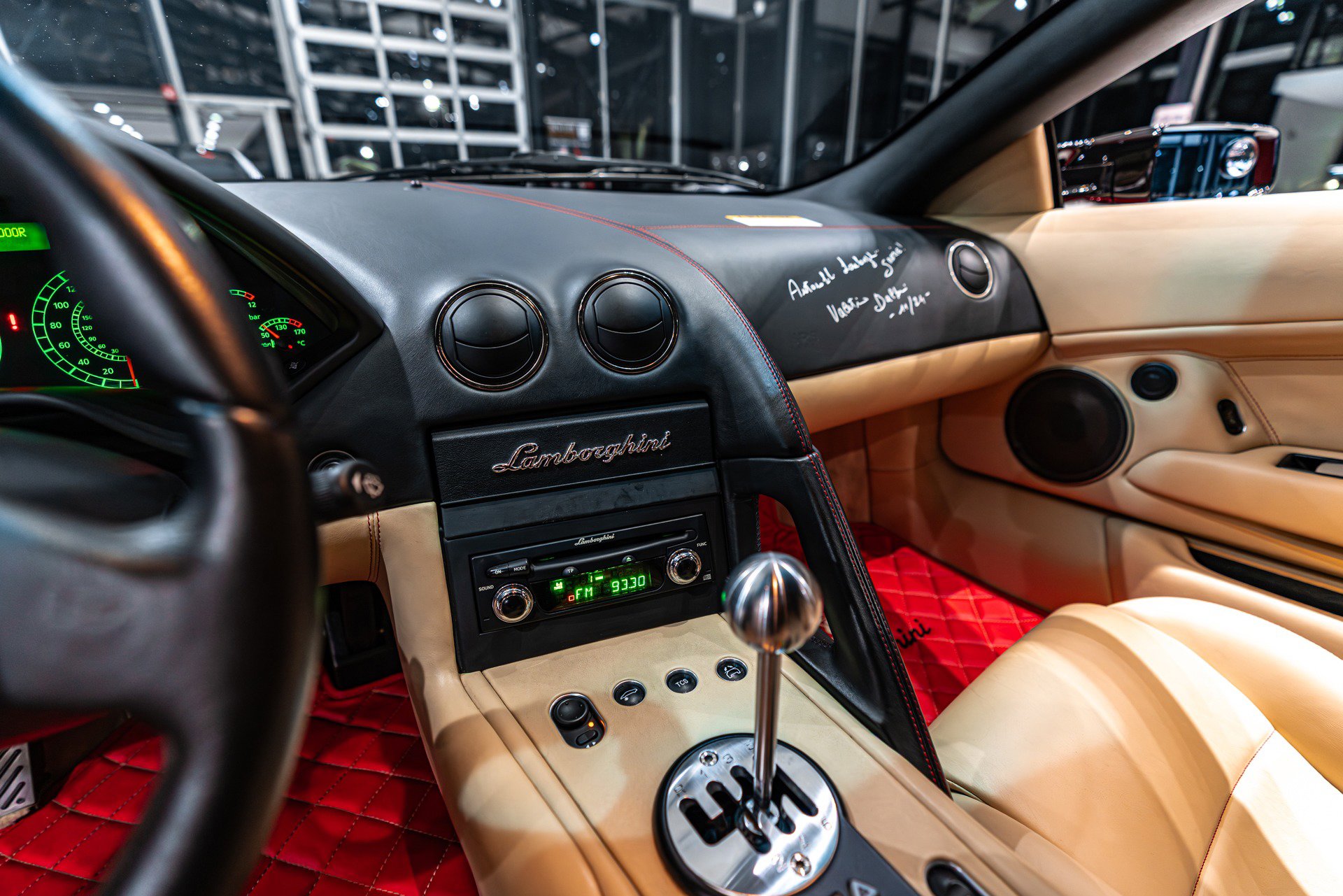 Used 2003 Lamborghini Murcielago Coupe image 14