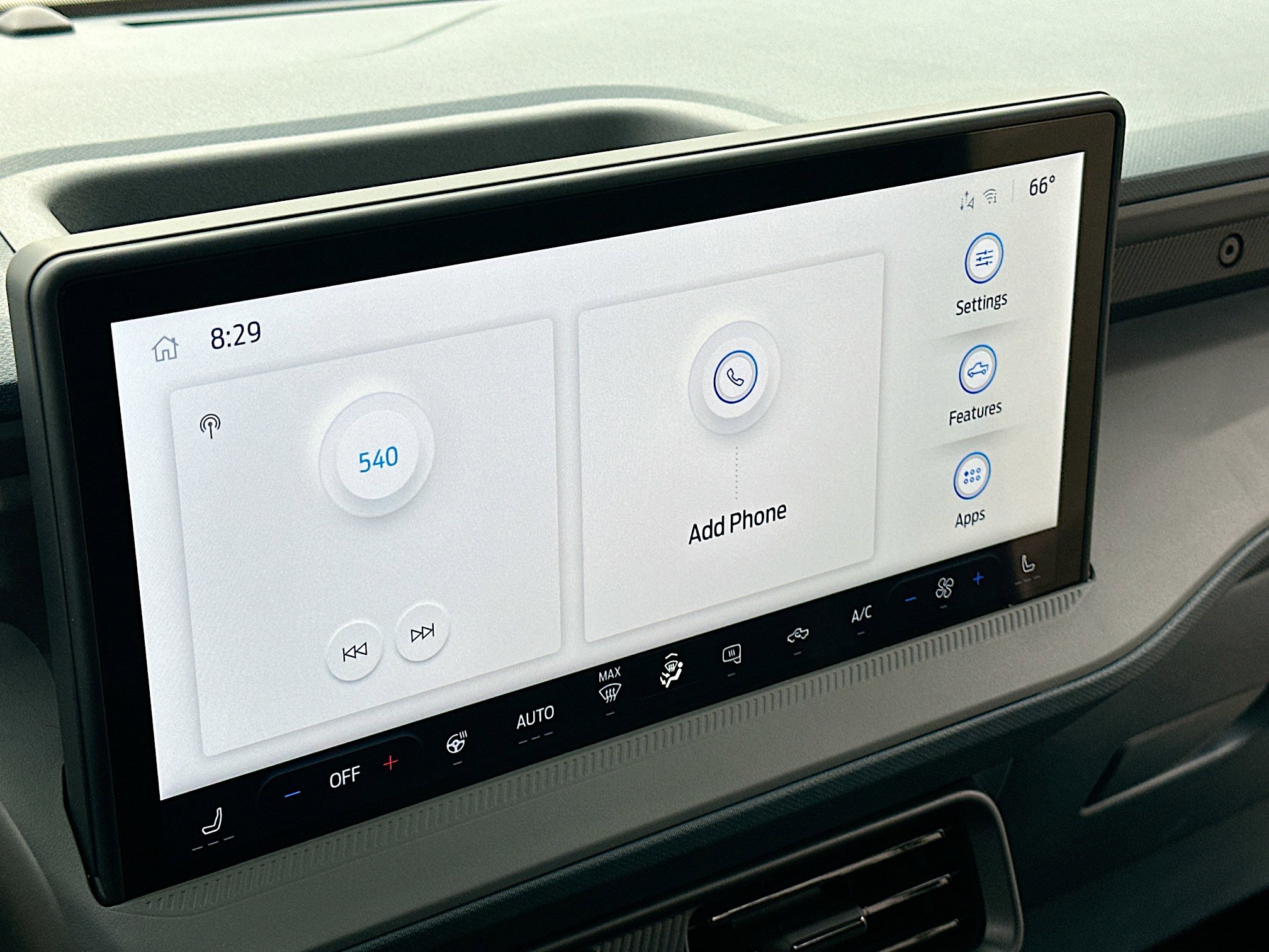 New 2025 Ford Maverick XLT w/ XLT Luxury Package AWD/4WD image 8