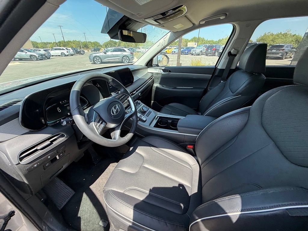Used 2025 Hyundai Palisade SEL FWD image 7