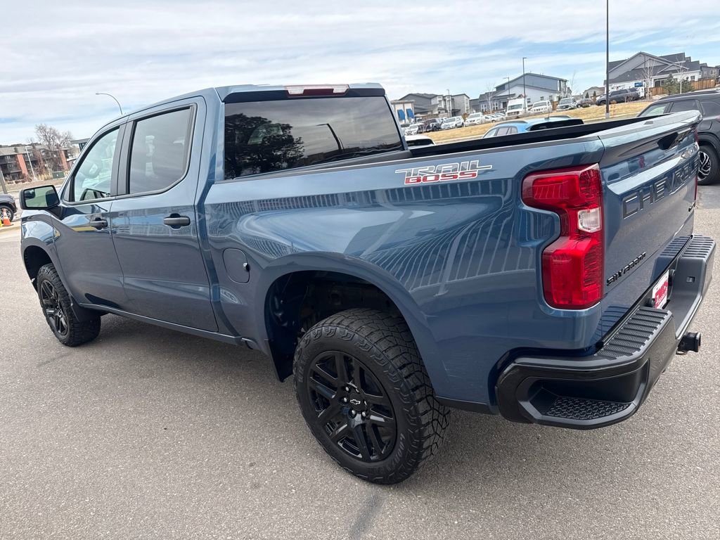Used 2024 Chevrolet Silverado 1500 Custom Trail Boss w/ LPO, Dark Essentials Package image 3