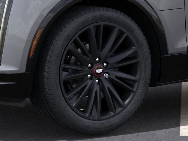 New 2025 Cadillac Lyriq Sport image 9