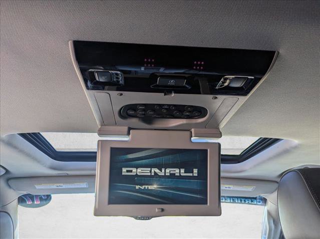 Used 2017 GMC Yukon Denali w/ Open Road Package image 19